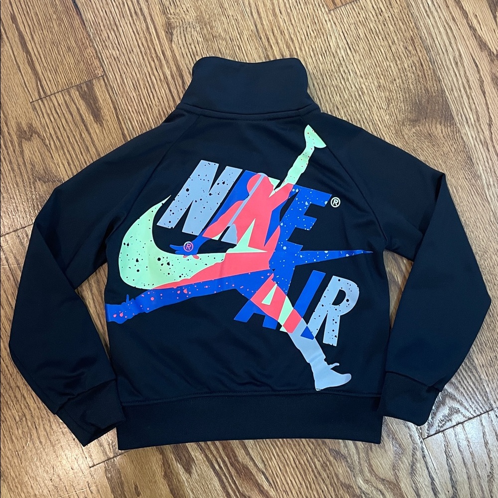 Boy’s Jordan Brand Dri-Fit Full-Zip Up Jacket/Coat. Size Medium 2T. Like New.